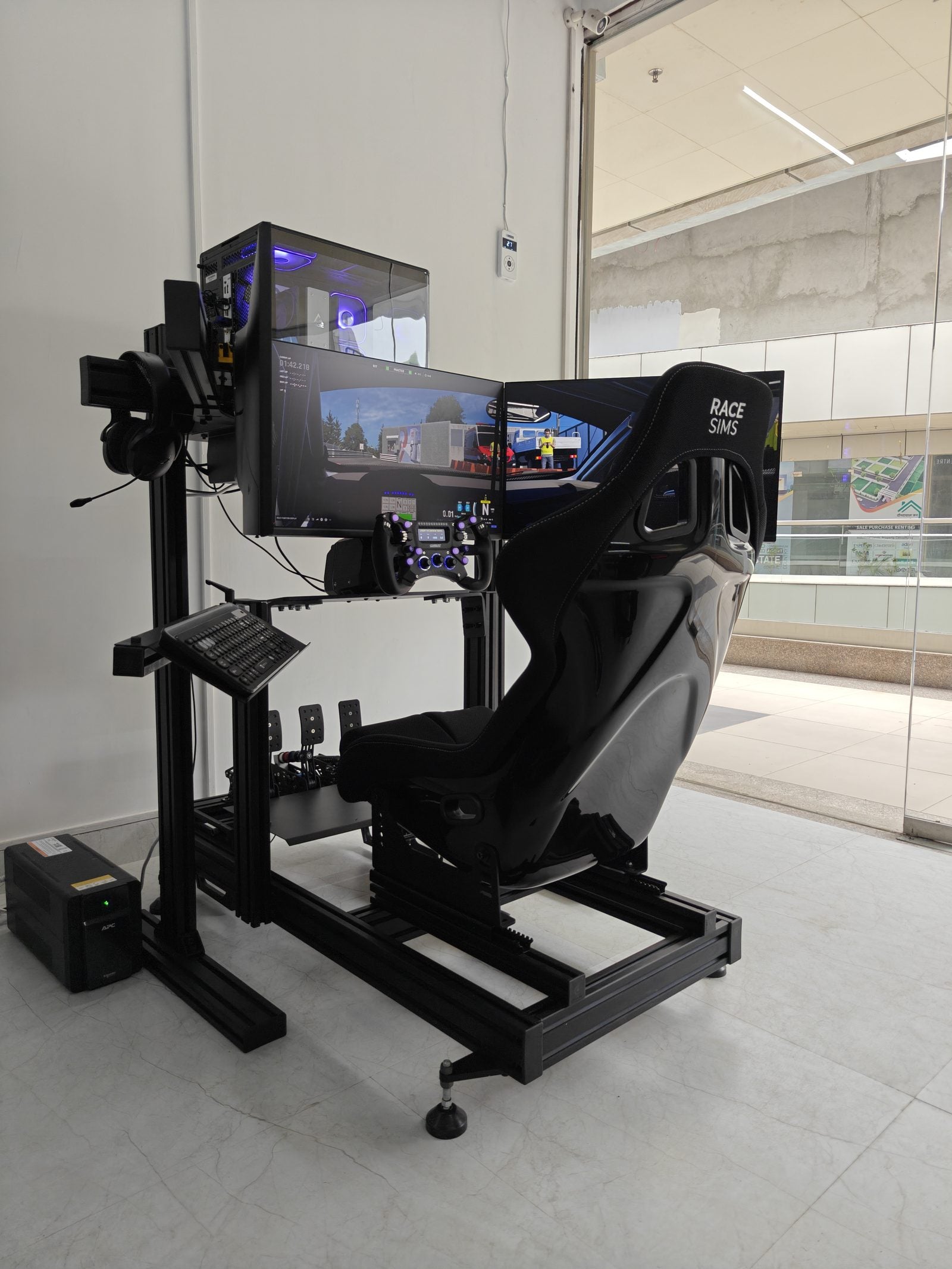 Triple Screen — GT